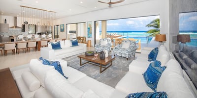Luxury Villa Photo #9