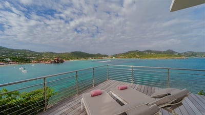 Luxury Villa Photo #9