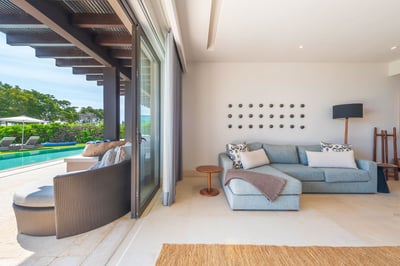 Luxury Villa Photo #49