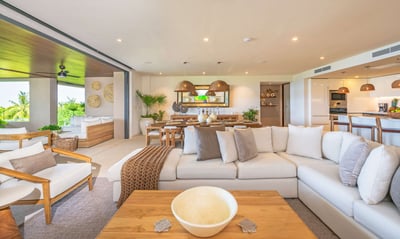 Luxury Villa Photo #12