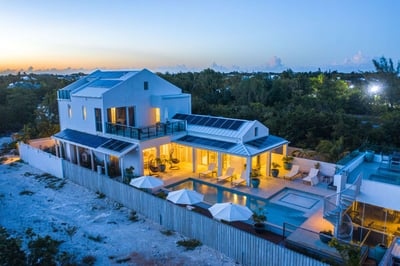 Luxury Villa Photo #5