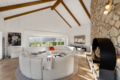 Luxury Villa Photo #10