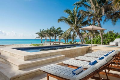 Luxury Villa Photo #7