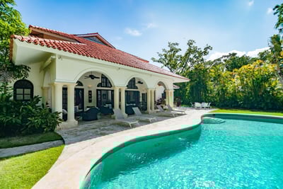 Luxury Villa Photo #2