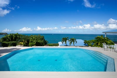 Luxury Villa Photo #6