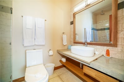 #3. And full-equipped ensuite bathroom for your convenience!