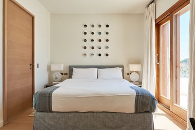Luxury Villa Photo #35