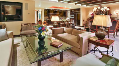 Luxury Villa Photo #9