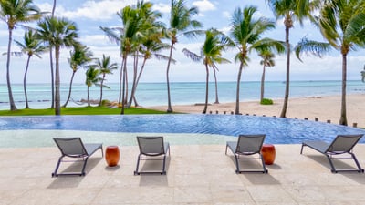 Luxury Villa Photo #5