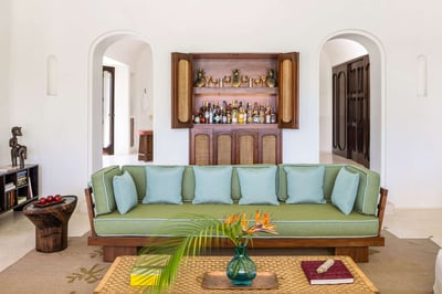 Luxury Villa Photo #22