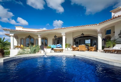 Luxury Villa Photo #2