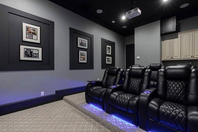Luxury Villa Photo #18