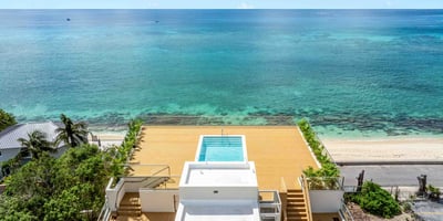 Luxury Villa Photo #30