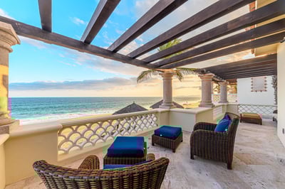 Luxury Villa Photo #22