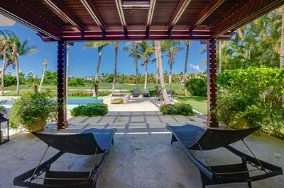 Luxury Villa Photo #9