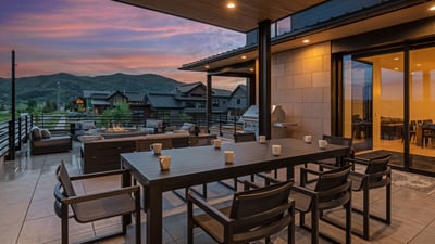 Main level deck with ample seating and views