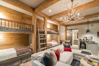 Luxury Villa Photo #17