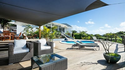 Outdoor Lounge