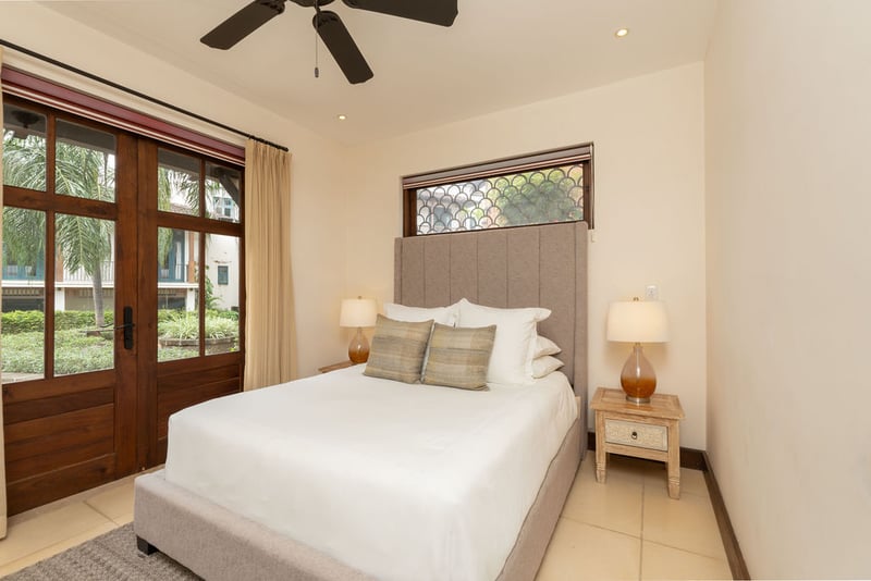 Casa Caura | 5 Calle La Ronda