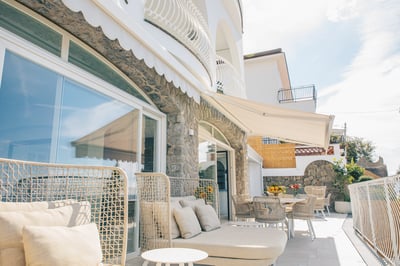 Luxury Villa Photo #15
