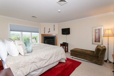 Luxury Villa Photo #13