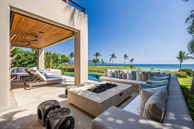 Luxury Villa Photo #17