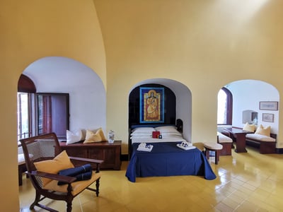 Luxury Villa Photo #22