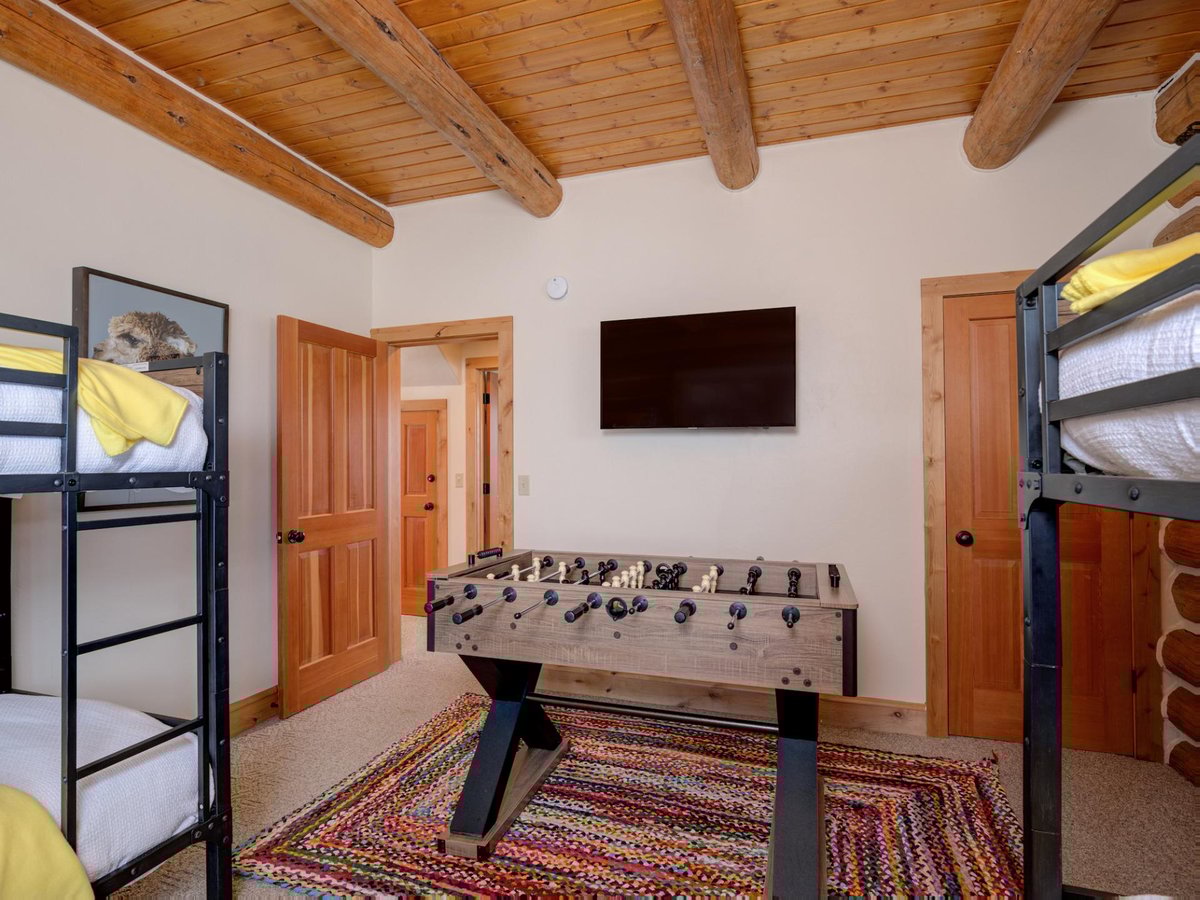 Powder Ridge Cabin | 6 Rose Bud