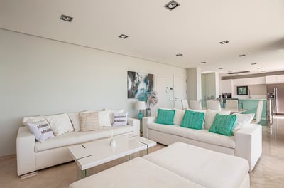 Luxury Villa Photo #7