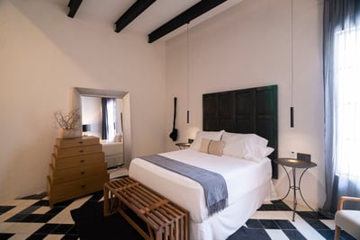 Luxury Villa Photo #26