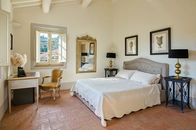 Luxury Villa Photo #20