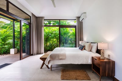 Luxury Villa Photo #39