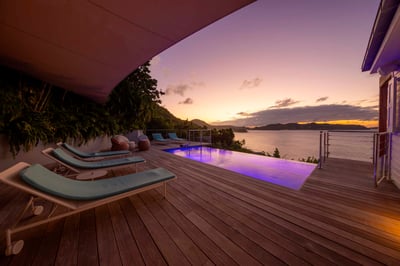 Luxury Villa Photo #7