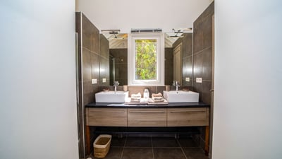 Luxury Villa Photo #49