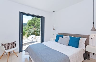 Luxury Villa Photo #9