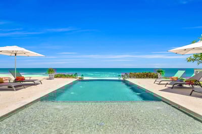 Luxury Villa Photo #4