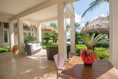 Luxury Villa Photo #11