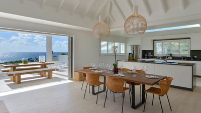 Luxury Villa Photo #14