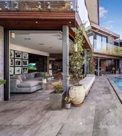 Luxury Villa Photo #25