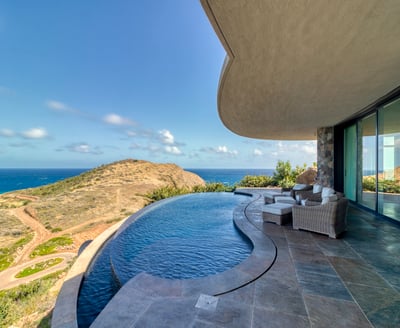 Luxury Villa Photo #3