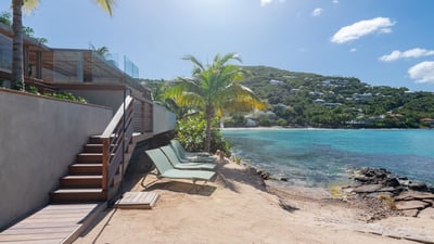 Luxury Villa Photo #6