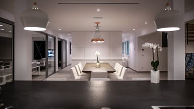 Dining Area & Kitchen