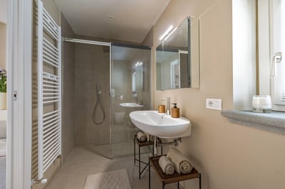 Luxury Villa Photo #24