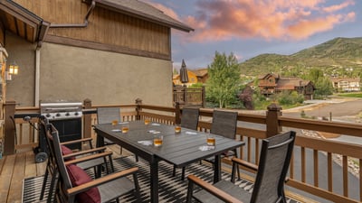 Main level deck with plenty of seating and beautiful views