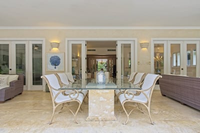 Luxury Villa Photo #10