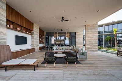 Luxury Villa Photo #8