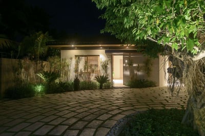 Luxury Villa Photo #16