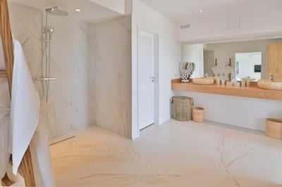 Luxury Villa Photo #63