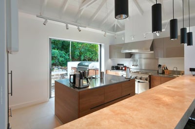 Luxury Villa Photo #37