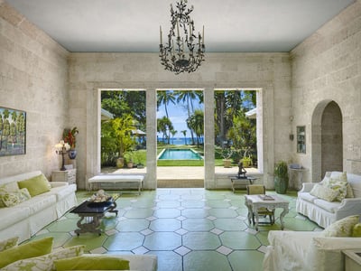 Luxury Villa Photo #14
